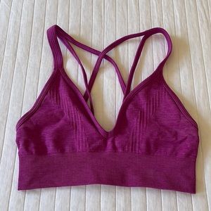 Lululemon sports bra (purple)